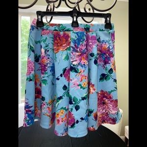 Floral Skirt by Lily White: Small